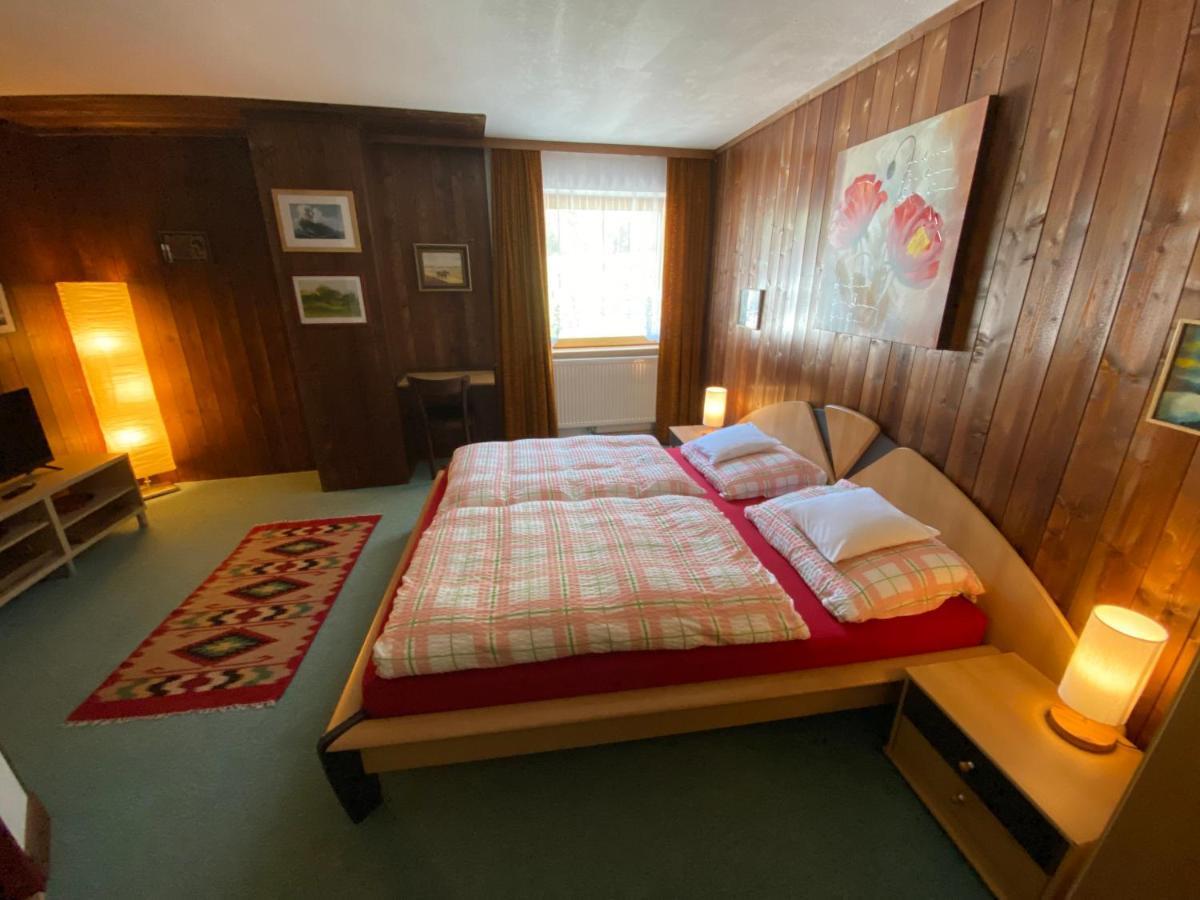 Hotel Haus Fiegl à Oetz Extérieur photo