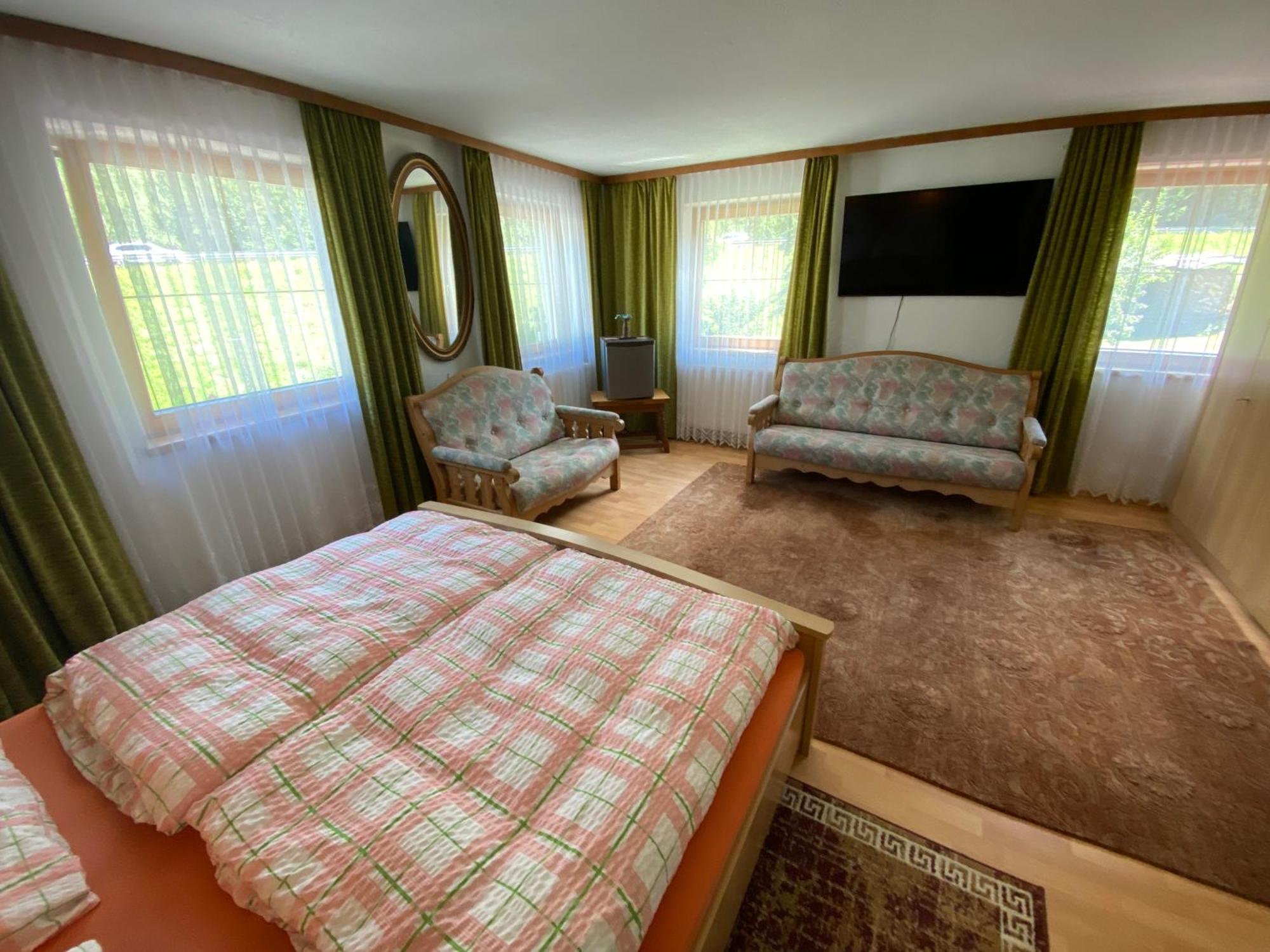 Hotel Haus Fiegl à Oetz Chambre photo