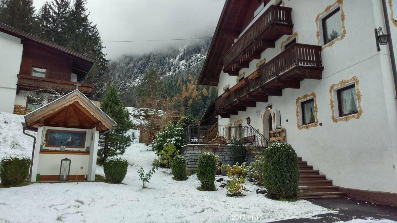 Hotel Haus Fiegl à Oetz Extérieur photo