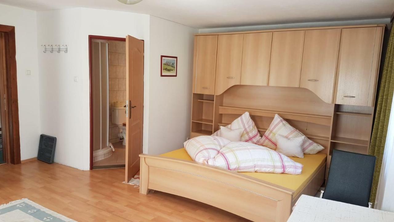 Hotel Haus Fiegl à Oetz Chambre photo